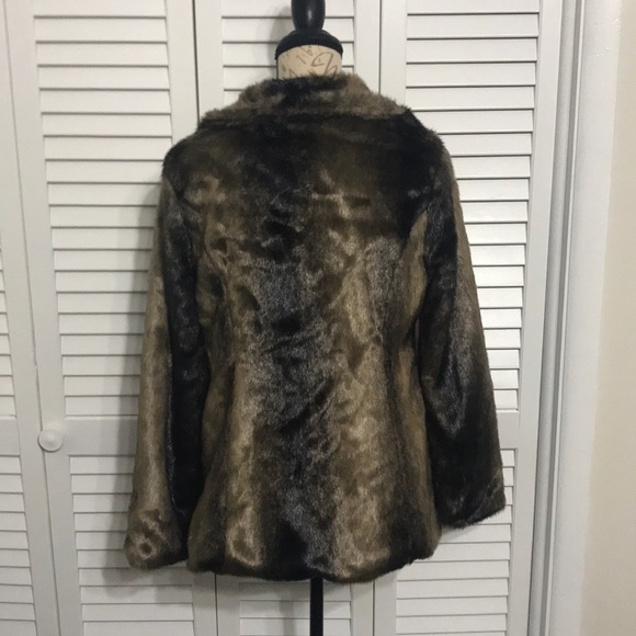 Gilet En Fausse Fourrure Fuda - Taille L Pour Femme, Occasion En Très Bon état, Style Vest Décontracté